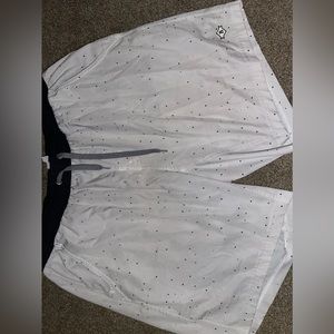 Burlebo men’s shorts size large